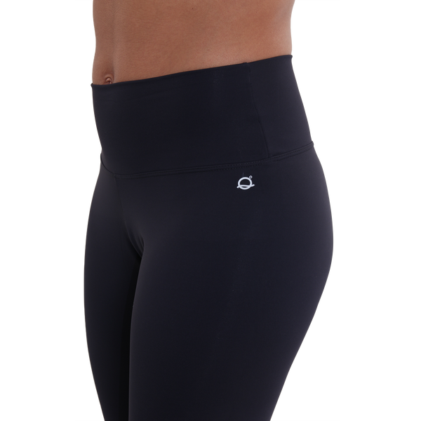 Solid Compression Capri Legging Black